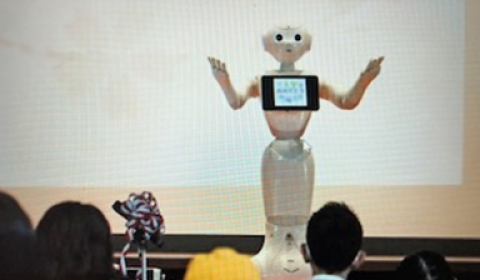 ソフトバンクロボティクス コロナ ロボット Pepper(ペッパー)  事例 大阪市立 大国小学校