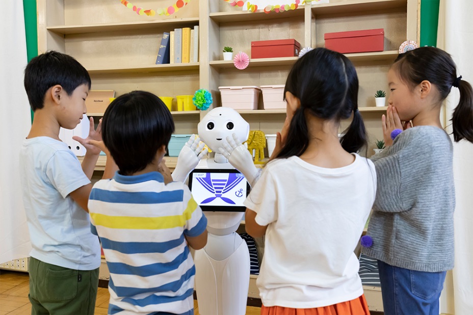 ペッパーと子供たち
