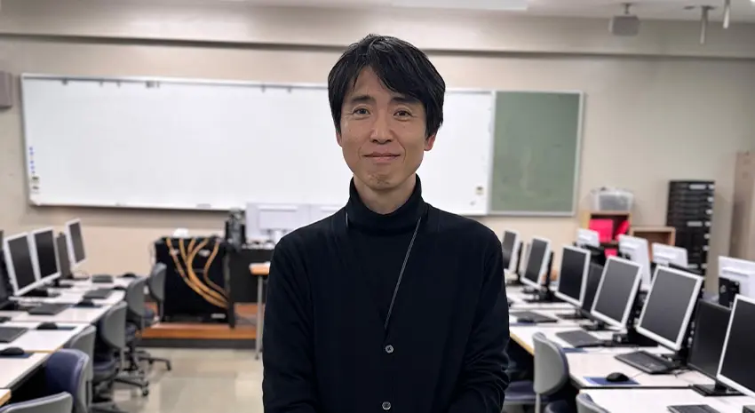 名張青峰高等学校 情報科 向山明佳先生
