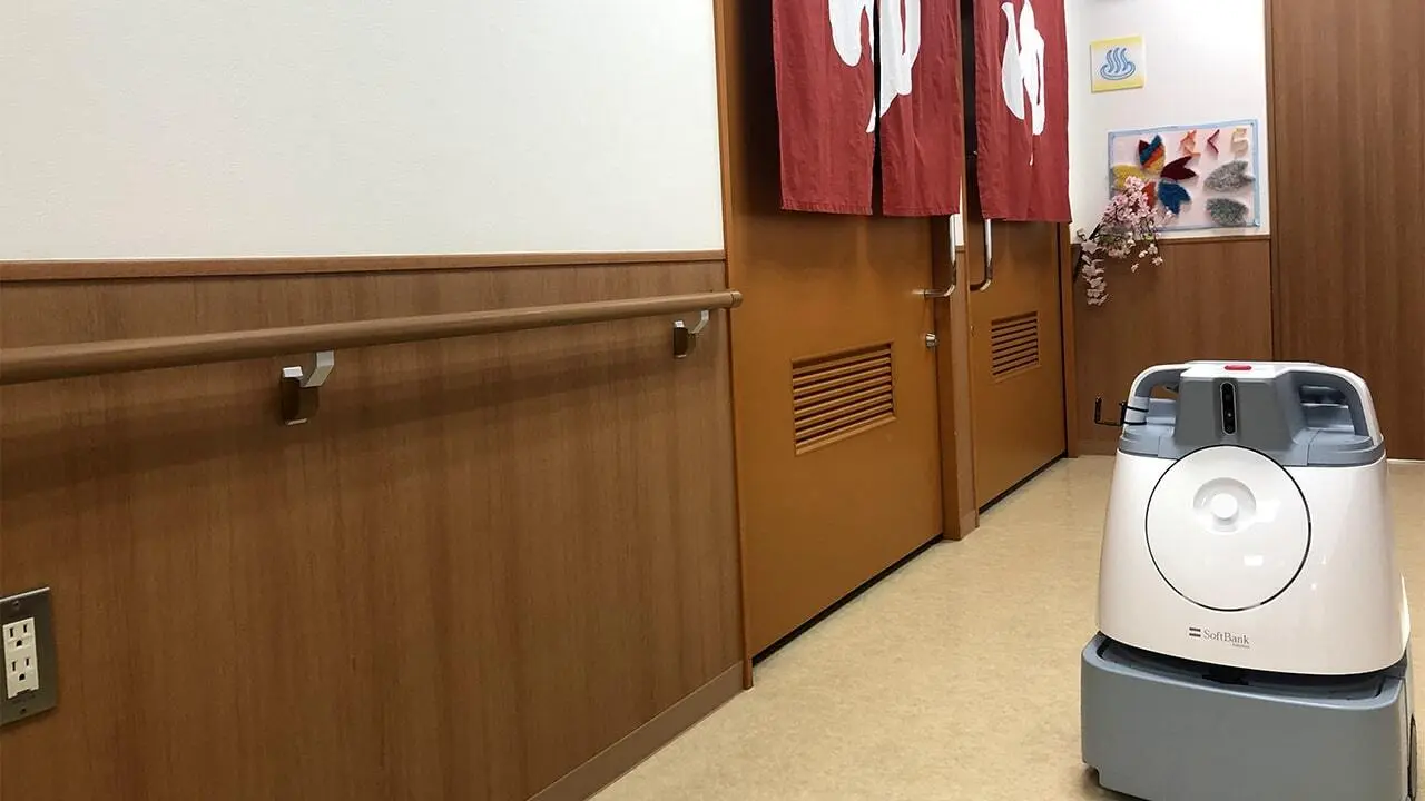 業務用ロボット Whiz ウィズ 導入事例 かつしか苑亀有 様